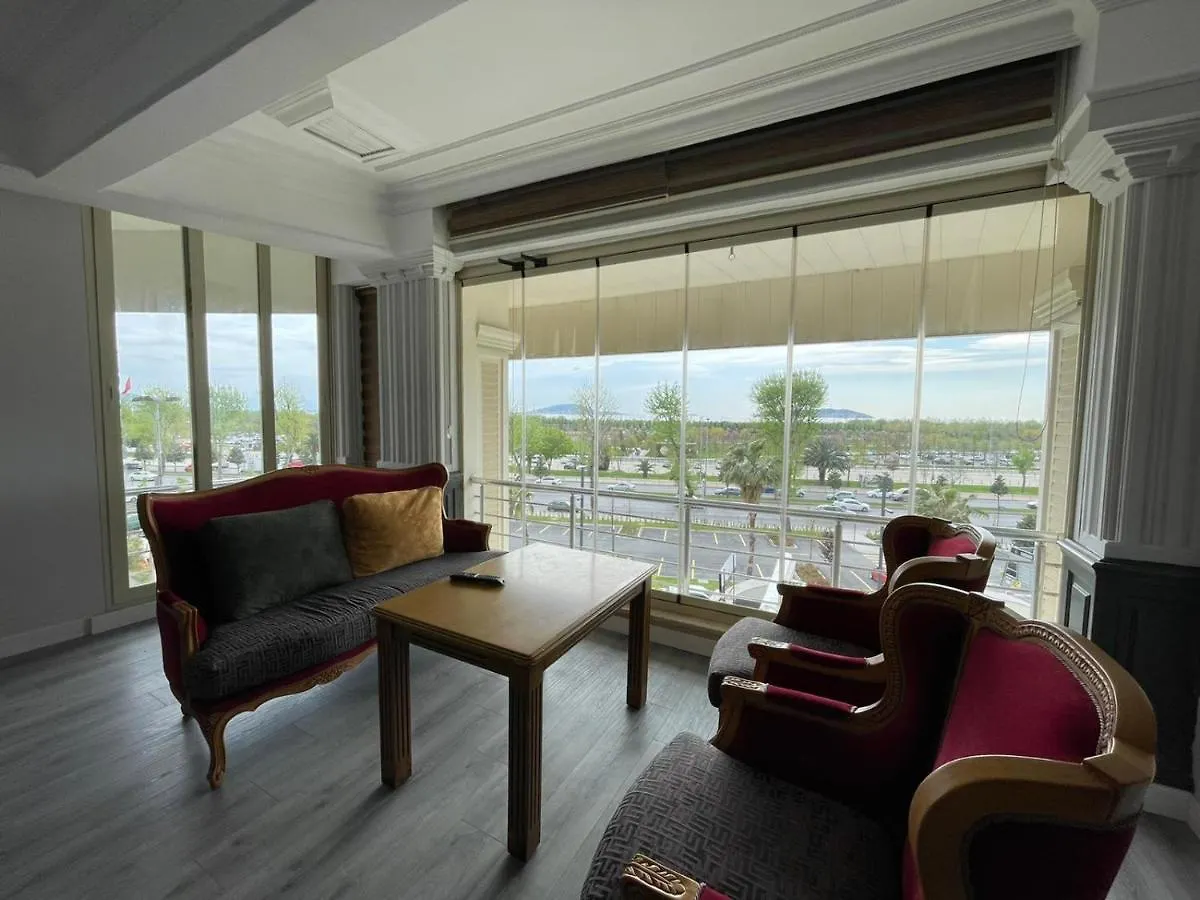 Yali Beach Houses Istanbul Apartment